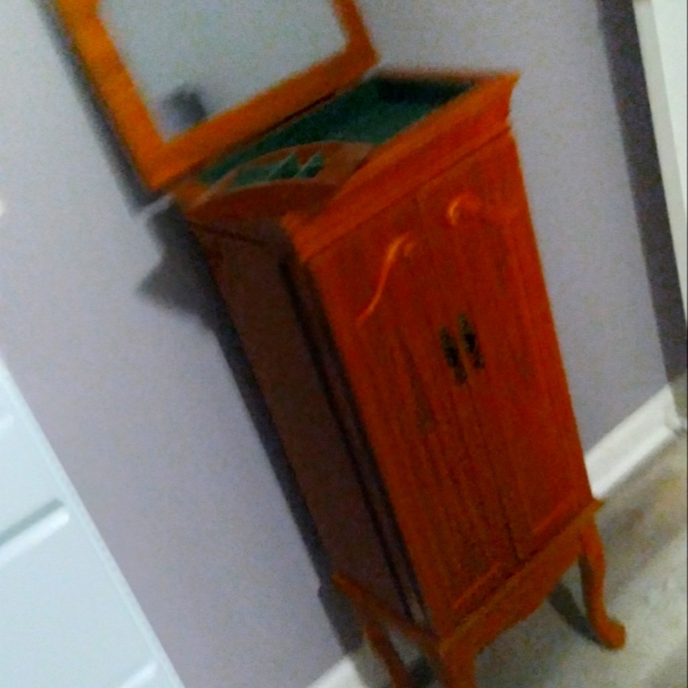 Jewelry armoire
